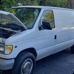 2001 Ford Econoline