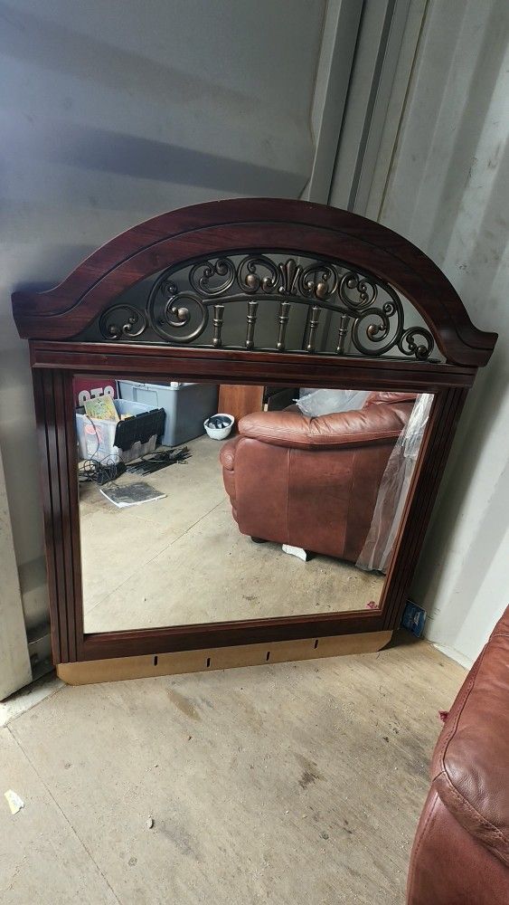 Dresser Mirror NEED GONE ASAP