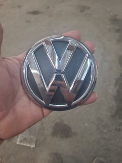 Trunk Emblem For 2012-2015  Passat 