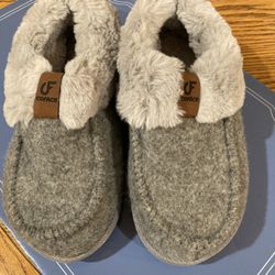 Néw Coface Womans Gray Memory Foam Arch Support Slippers Size 38/7