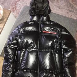Designer Coat Size M $550 ( Real Authentic) Firm Price First Come First Serve 