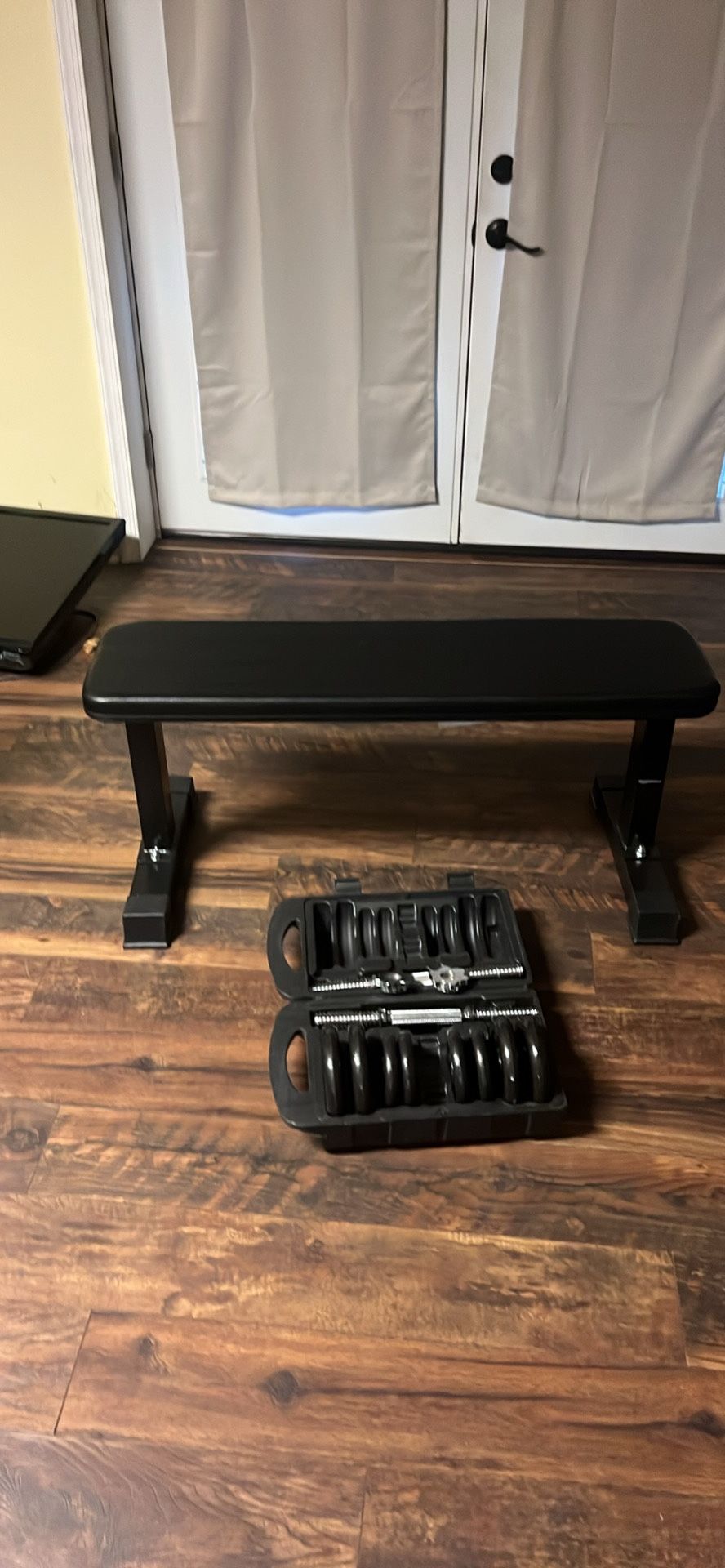 Flatbench With Weight Set
