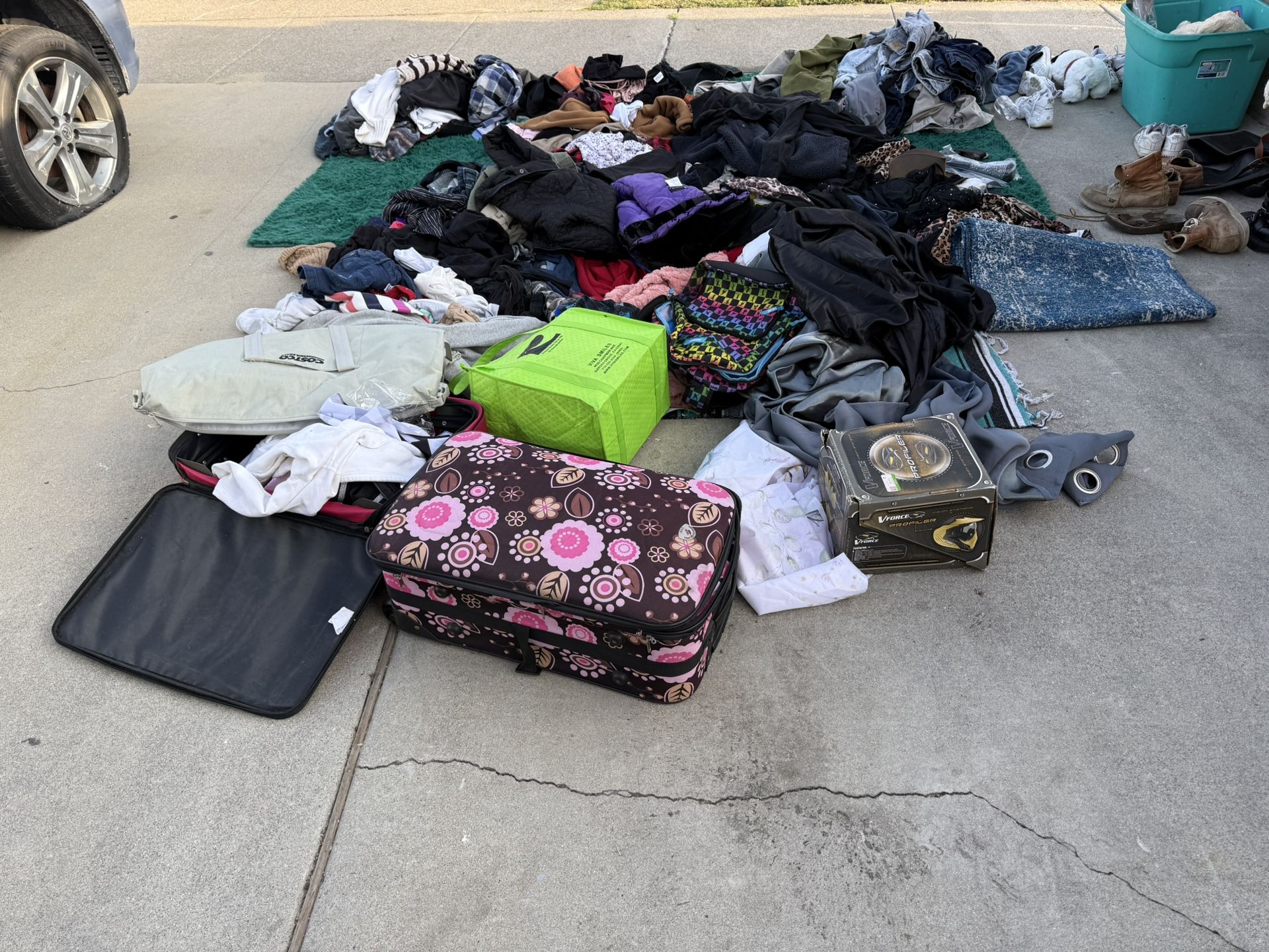 Free Clothes