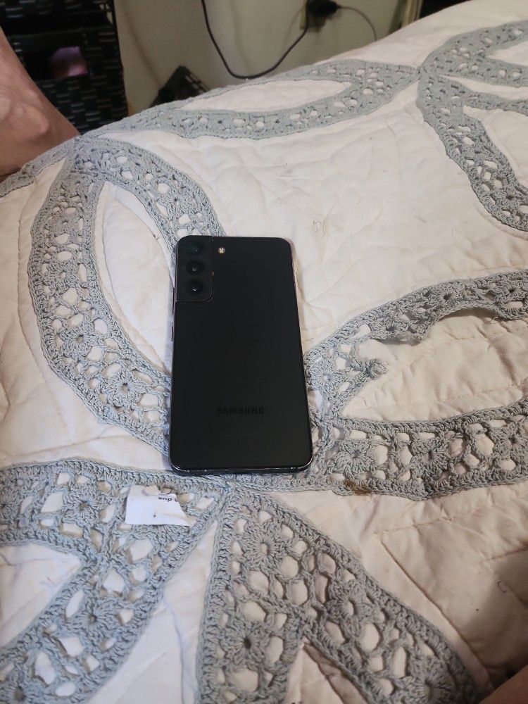 Samsung S22 Plus Unlocked Like New SM-5901U