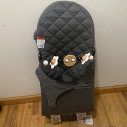 Baby Bjorn Bouncer With Bar Toy 