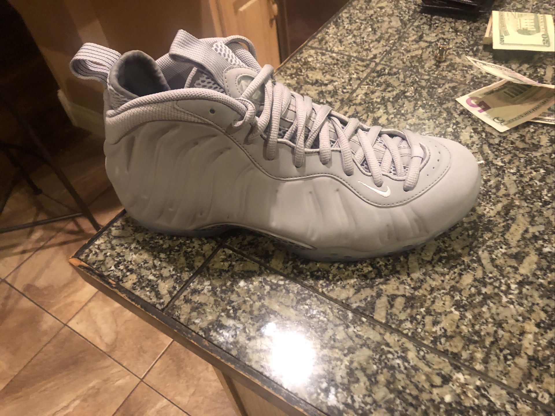 NEW Nike Air FOAMPOSITE PRM Grey Suade Size 10.5