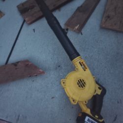 DeWalt Blower