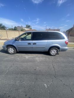2005 Dodge Caravan