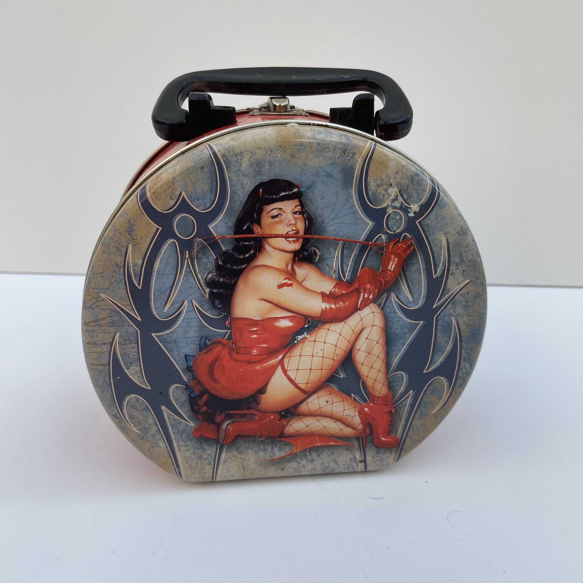 Bettie Page Round Tin Tote Lunch Box Purse Metal Collectible