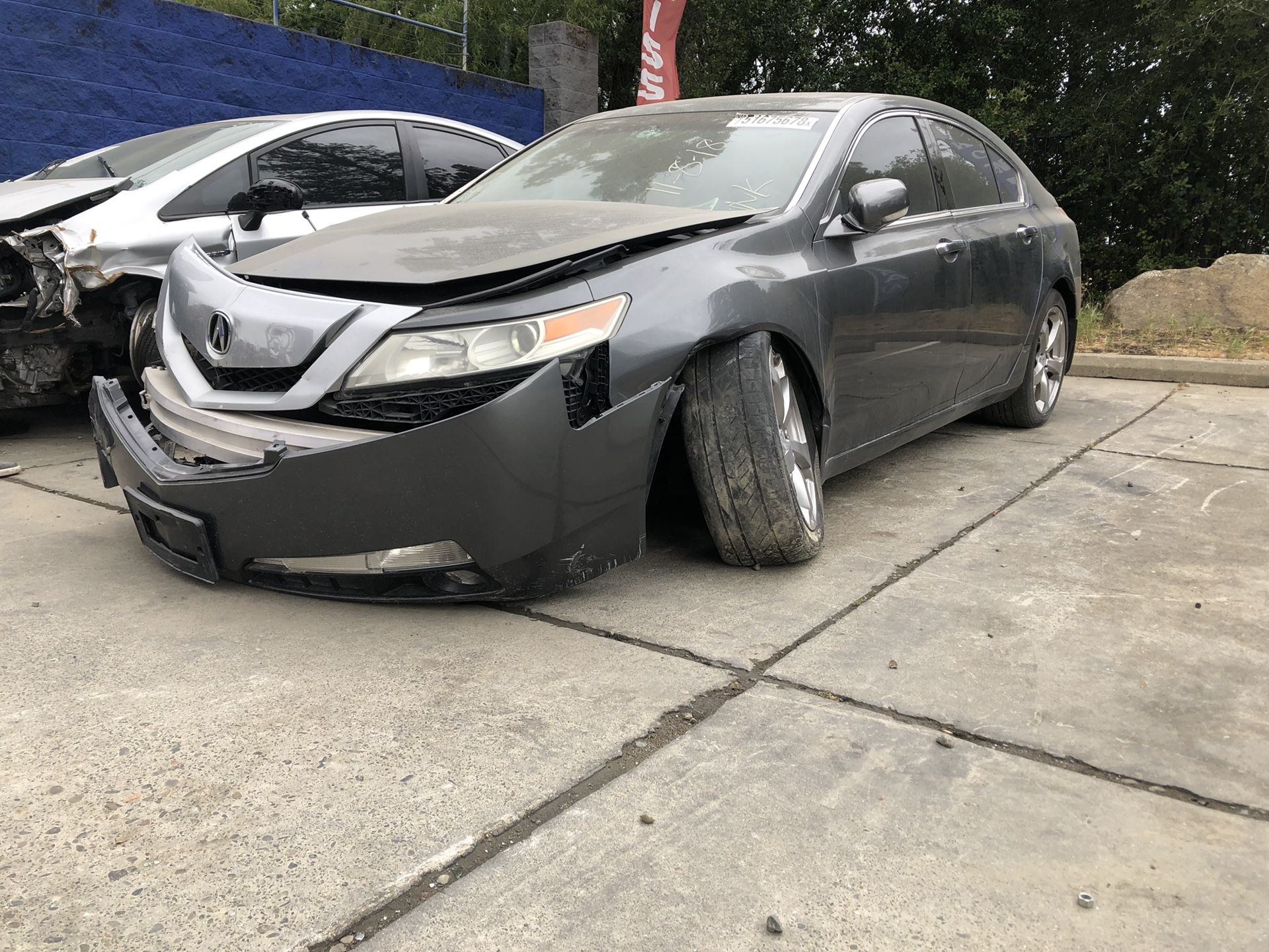 Parting out 2009 Acura TL
