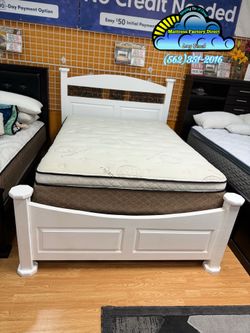 Queen white bed frame with mattress Colchon cama Nueva