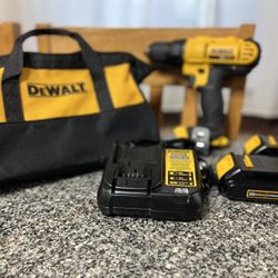 Dewalt 1/2”  Cordless Drill Drive - 2 Batteries - Charger And Bag