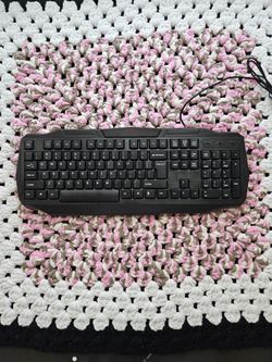 Wired RGB Gaming Keyboard - Black (Like New)