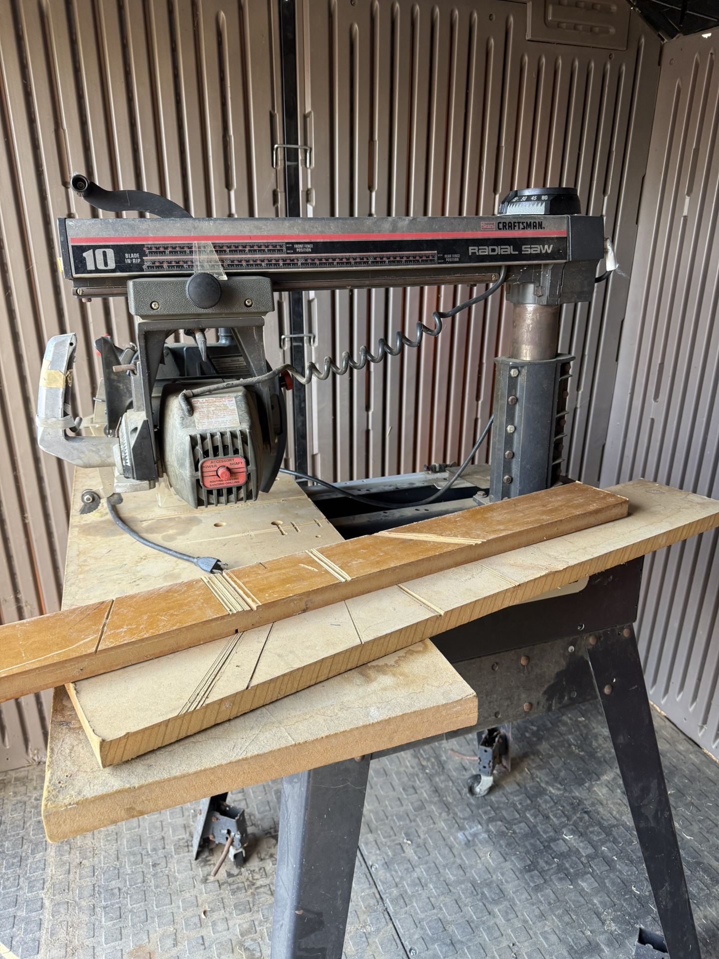 Saw