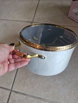 White and Gold Stock Pot with Glass Lid