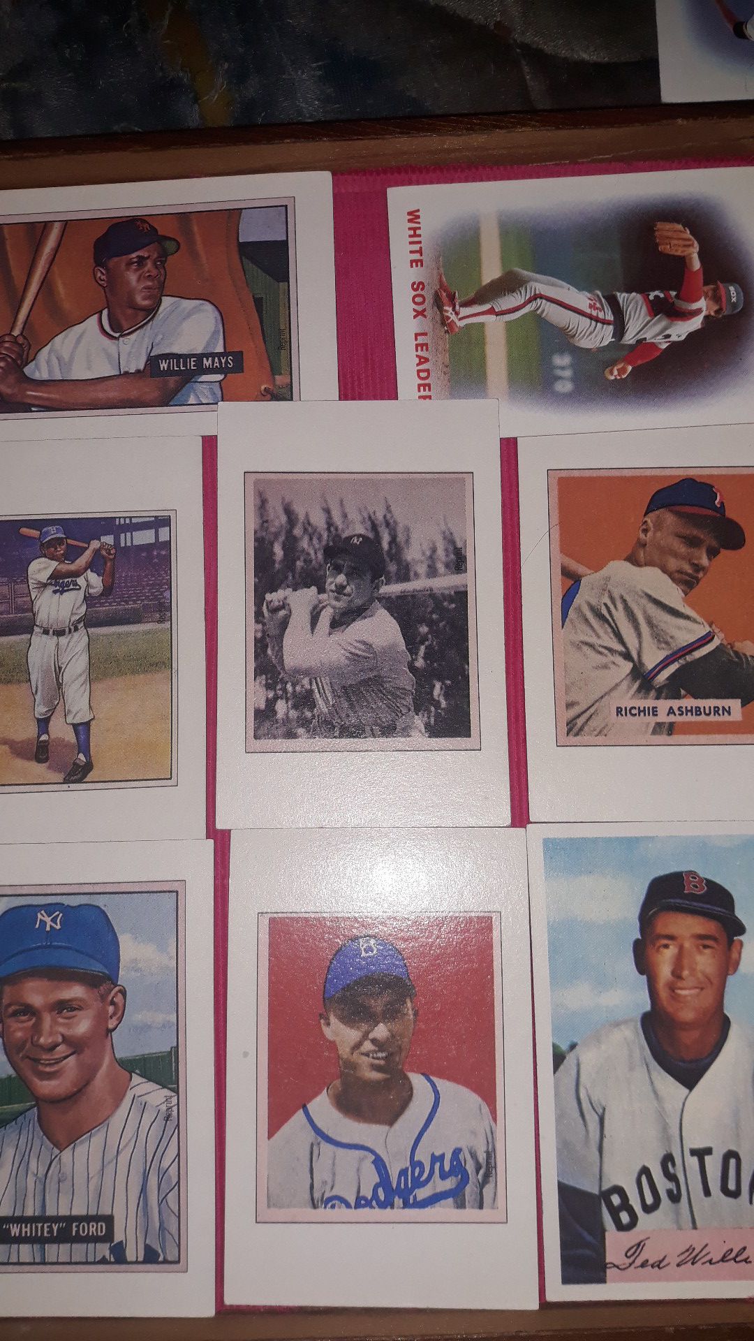 Rare 1985 baseball cards set of 8 cards
