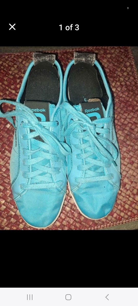 Reebok Womens Size 8 Turquoise Sneakers