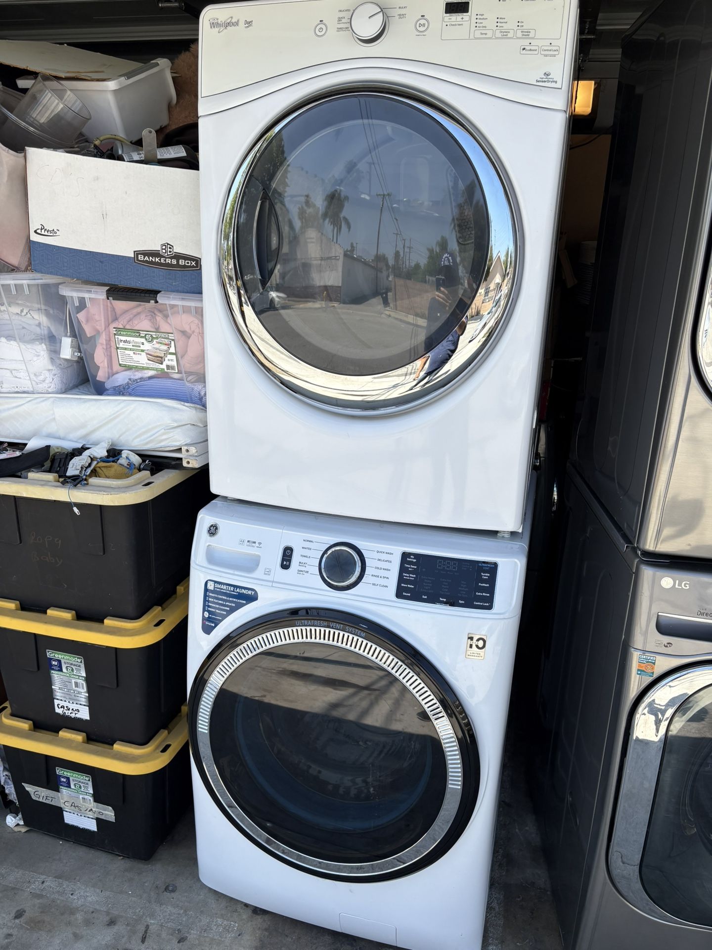 GE and whirlpool Stackable Washer and gas dryer Excellent working condition Heavy duty W28 D32 H78 Washer 4.8 cu ft Dryer 7.4 cu ft 3 months warr