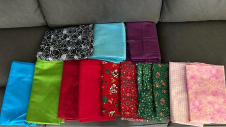 Fabric Bundles for Quilting Crafts - Assorted Colors & Christmas Patterns