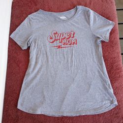Old Navy Super Mom Everywear T-Shirt Gray Red Short Sleeve Relaxed Casual Cotton