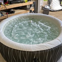 Inflatable Hot Tub