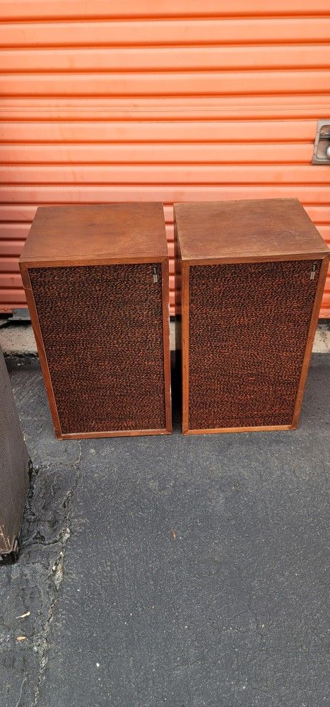 Vintage Utah Speakers – Model: HS-4