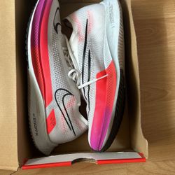 Nike Streakfly