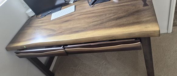Wood desk table - ergonomic executive work table