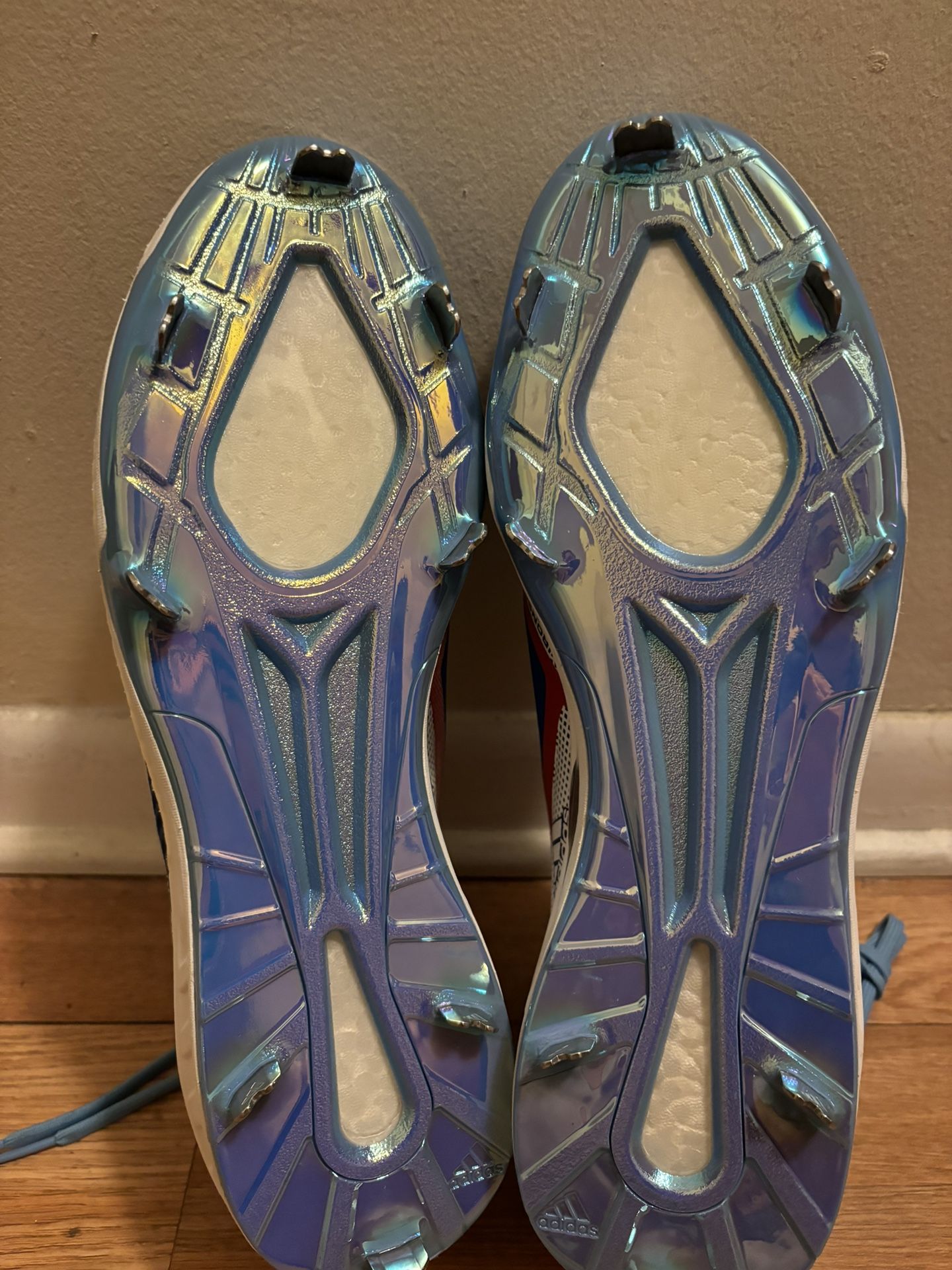 Kris Bryant As Icon Signed Shoes/Cleats