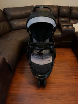 BABY TREND STROLLER