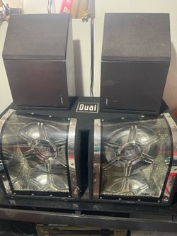 DUAL SUBWOOFER & PAIR OF BOSE SPEAKERS