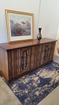 BASSETT VINTAGE DRESSER