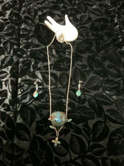 Cadena con aretes