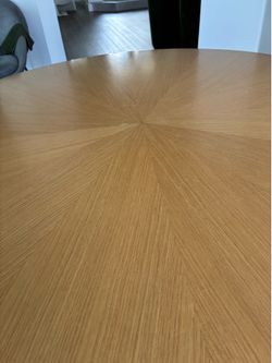 Round table