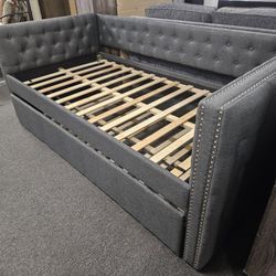 Brand New Tufted Gray Linen Or Black Velvet Twin Daybed With Twin Trundle (90.8" W
×
41.7" D
×
34.8" H )