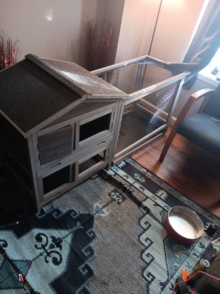 Pet Hutch