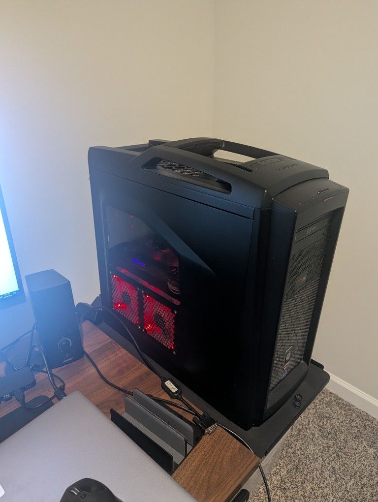 PC for sale with 2 monitors