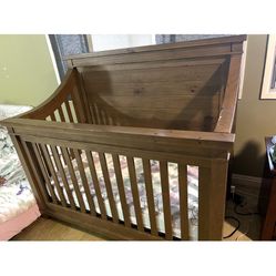 Appleseed Crib
