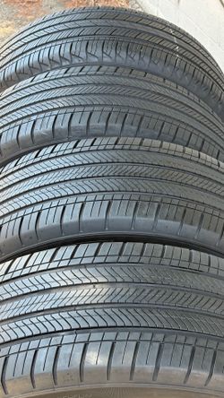 Set of 4 tire 235/55/19 Michelin Primacy All season