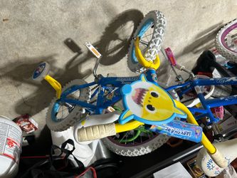 Baby Shark Toddler Bike