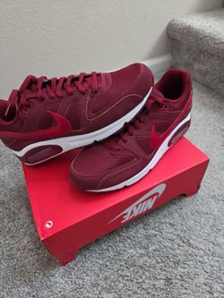 "Brand new" size 11M  Airmax Command