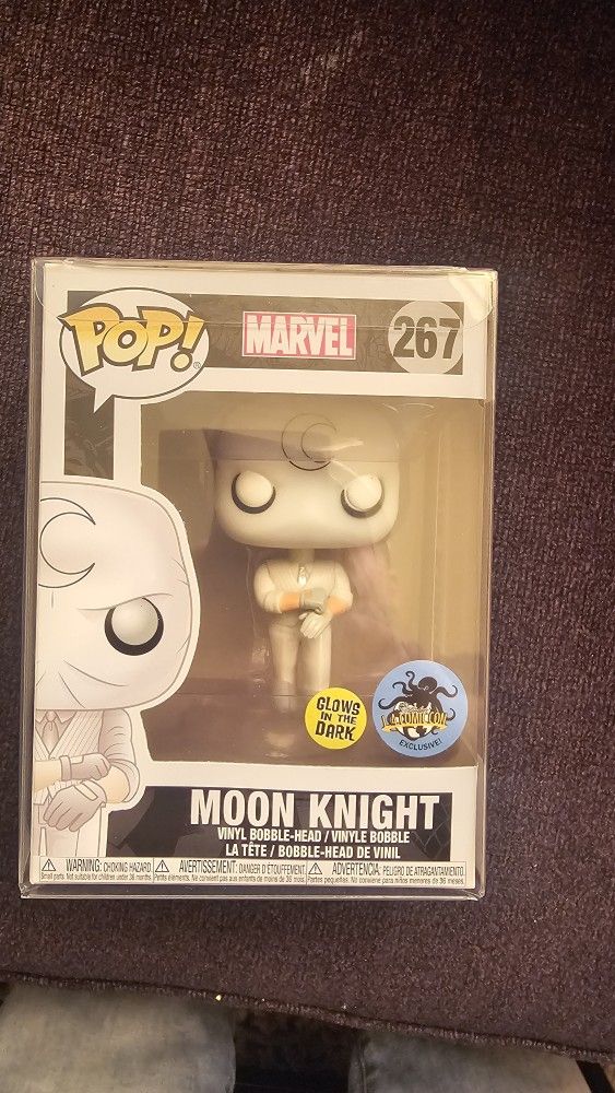 Funko Pop Moon Knight Comic Con Glow