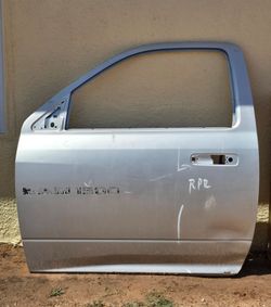 RAM 1(contact info removed) Driver Door Shell – Puerta Conductor