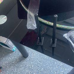 Black Solid Steel Floating Bracket Shelf