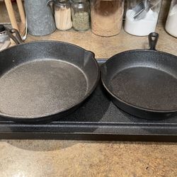 Three Piece Cast Iron Set