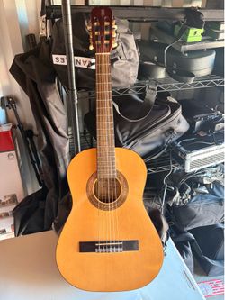 Classical Guitar - 1/2 size