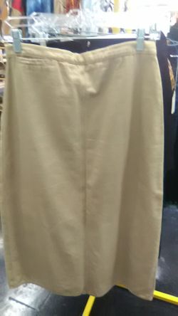 Woolrich Ladies skirt sz 8