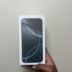 iPhone 16 Pro Max