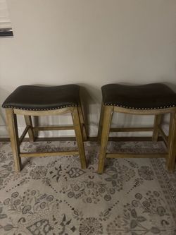 Set of 2 Saddle Bar Stools