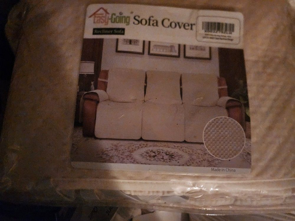 Velvet Cream Waterproof Sofa Cover